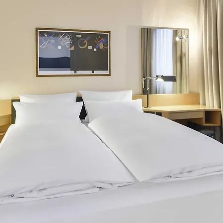 Nh Muenchen Apart-hotel 4*