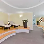 Nh Muenchen 4*