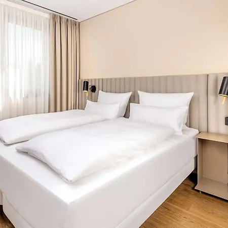 Nh Muenchen Hotel apartamentowy 4*