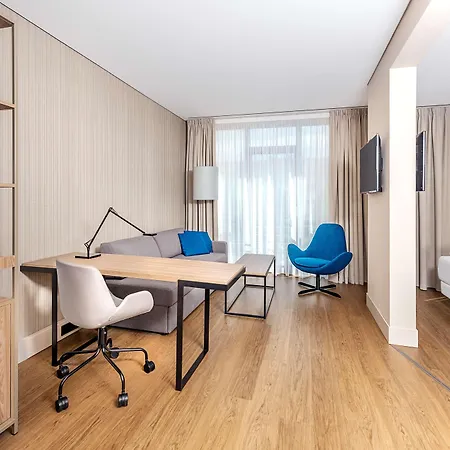 Hotel apartamentowy Nh Muenchen 4*
