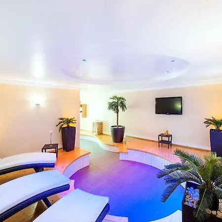 Nh Muenchen Aparthotel 4*